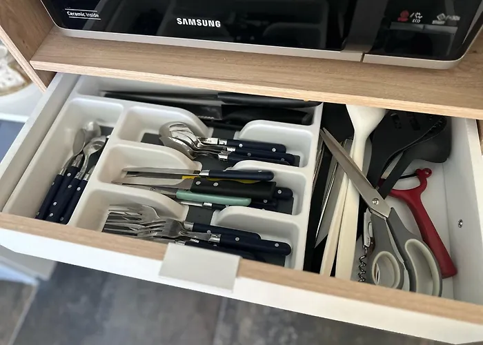 Proche Gare Near Basel Wi-fi Apartamento *